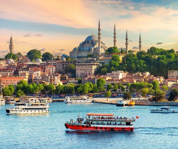 İstanbul Gezi Rehberi: Şehrin Kalbine Yolculuk