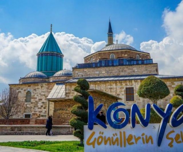 Konya Gezi Rehberi: Anadolu'nun Kalbine Yolculuk