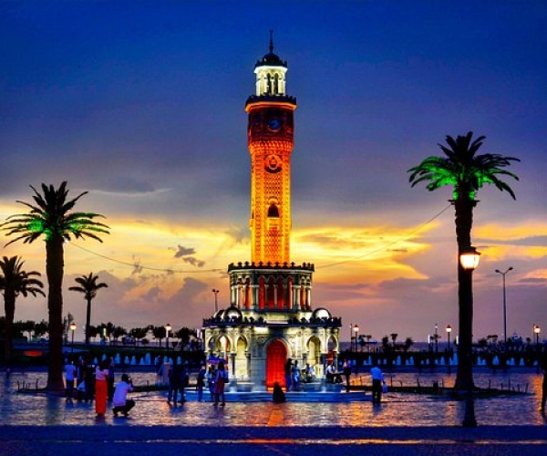 İzmir Gezi Rehberi: Ege'nin İncisine Yolculuk